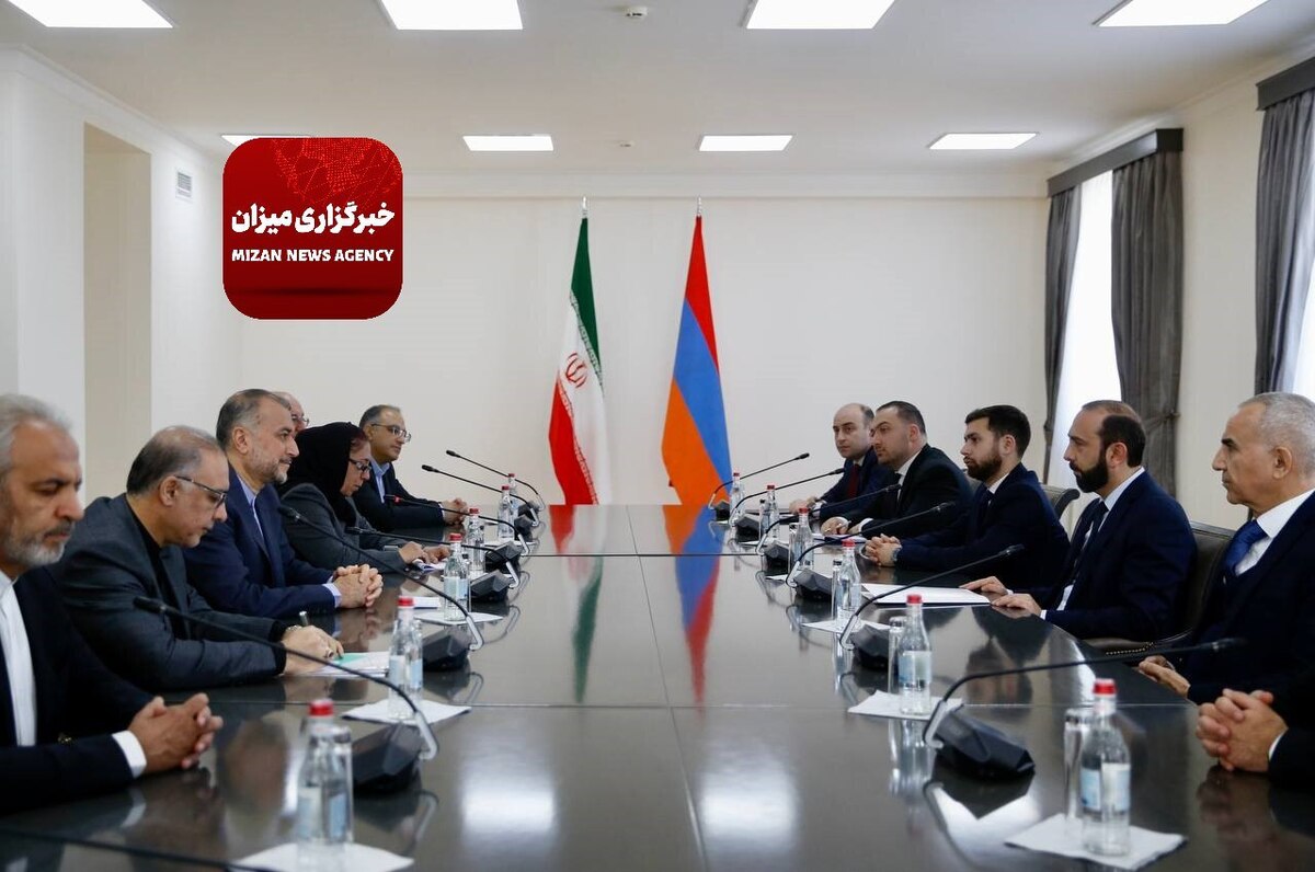دیدار وزیران امور خارجه ایران و ارمنستان در ایروان