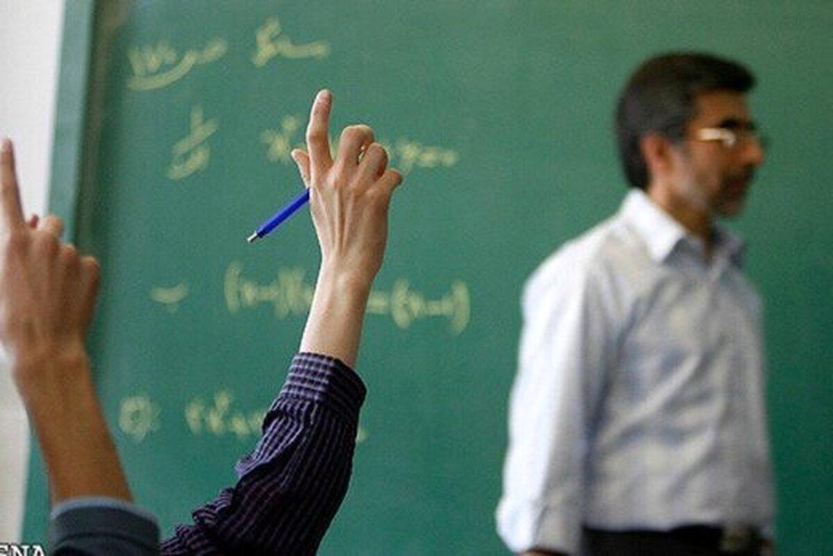 دبیرکل شورای عالی آموزش‌وپرورش: مجوزی برای به‌کارگیری معلمان بازنشسته در سال تحصیلی آینده صادر نشده است