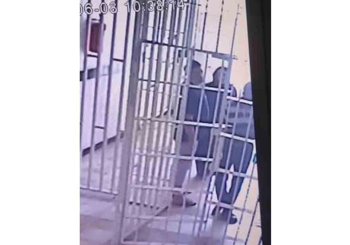 همکاری و مساعدت زندان در مورد جواد روحی/ ملاقات حضوری مرحوم روحی با پدر و مادرش در روز چهارشنبه ۸ شهریور