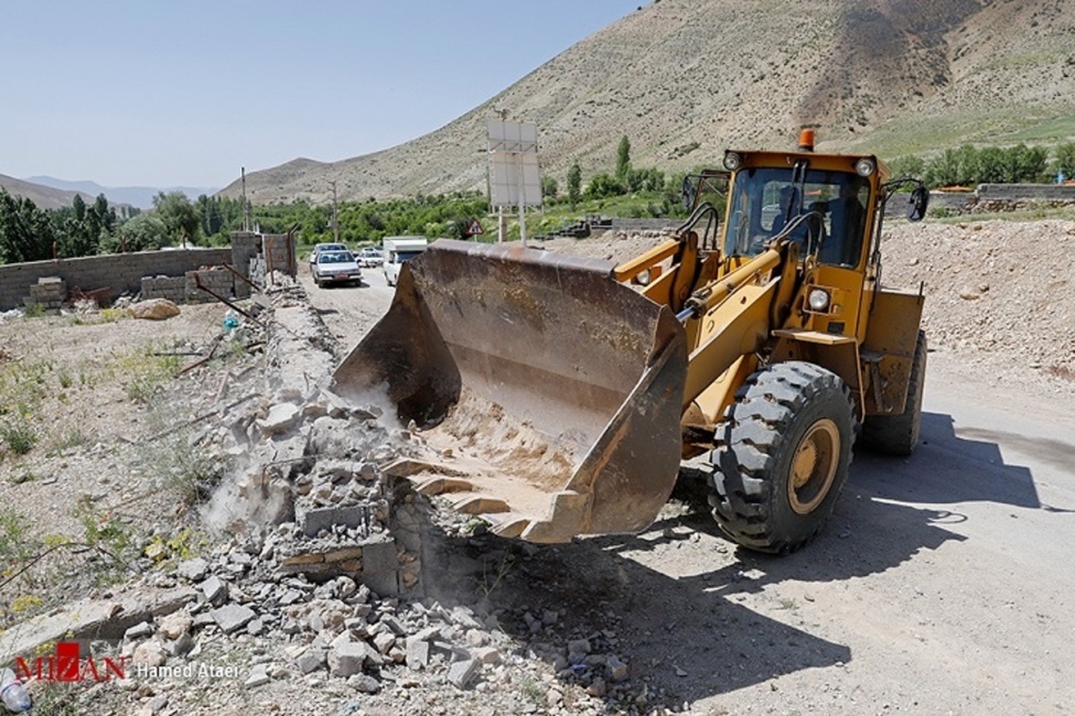 هزار و ۳۰۰ متر مربع از اراضی ملی در استان آذربایجان‌شرقی رفع تصرف شد