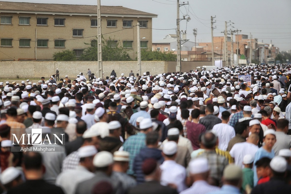قدرشناسی ستاد برگزاری نماز عید از شرکت کنندگان در بزرگترین نماز جهان اسلام