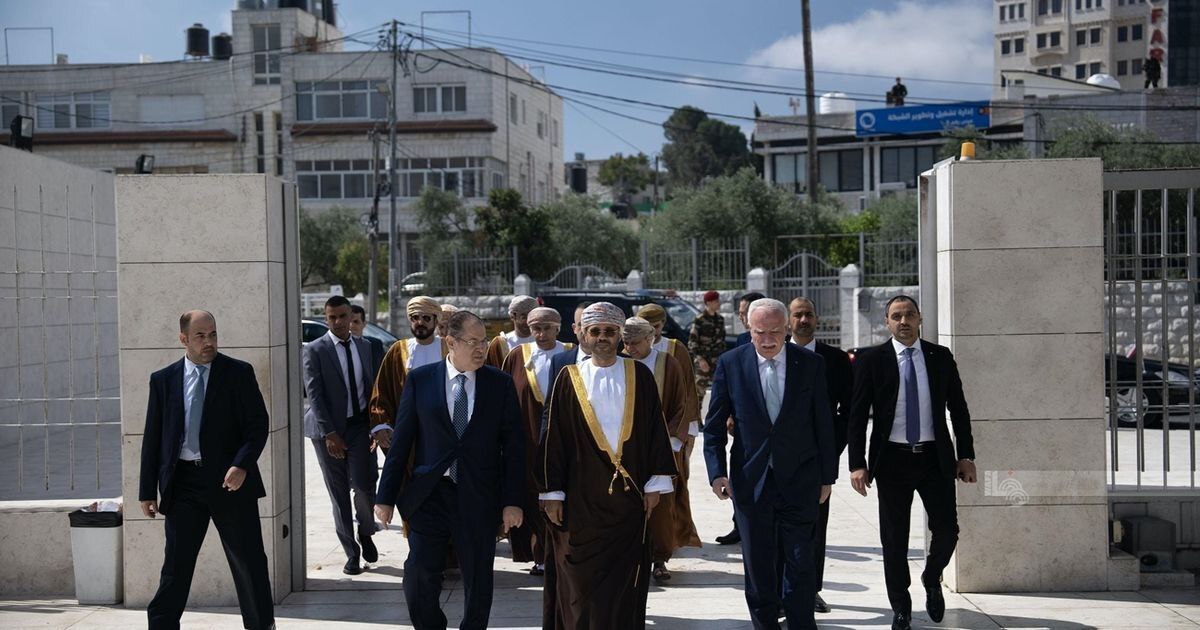 وزیر خارجه عمان برای رایزنی با محمود عباس به رام‌الله رفت