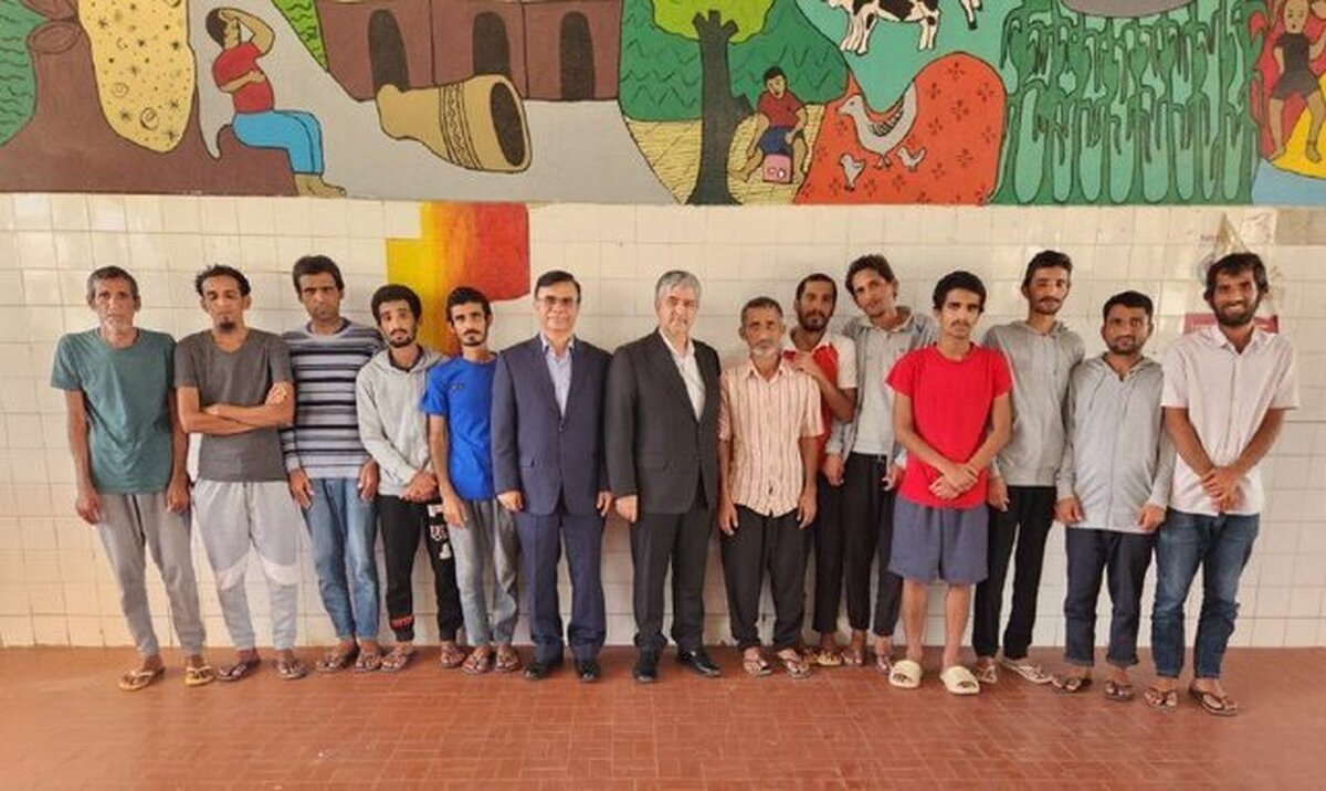 سفیر ایران با صیادان بازداشتی در موزامبیک دیدار کرد