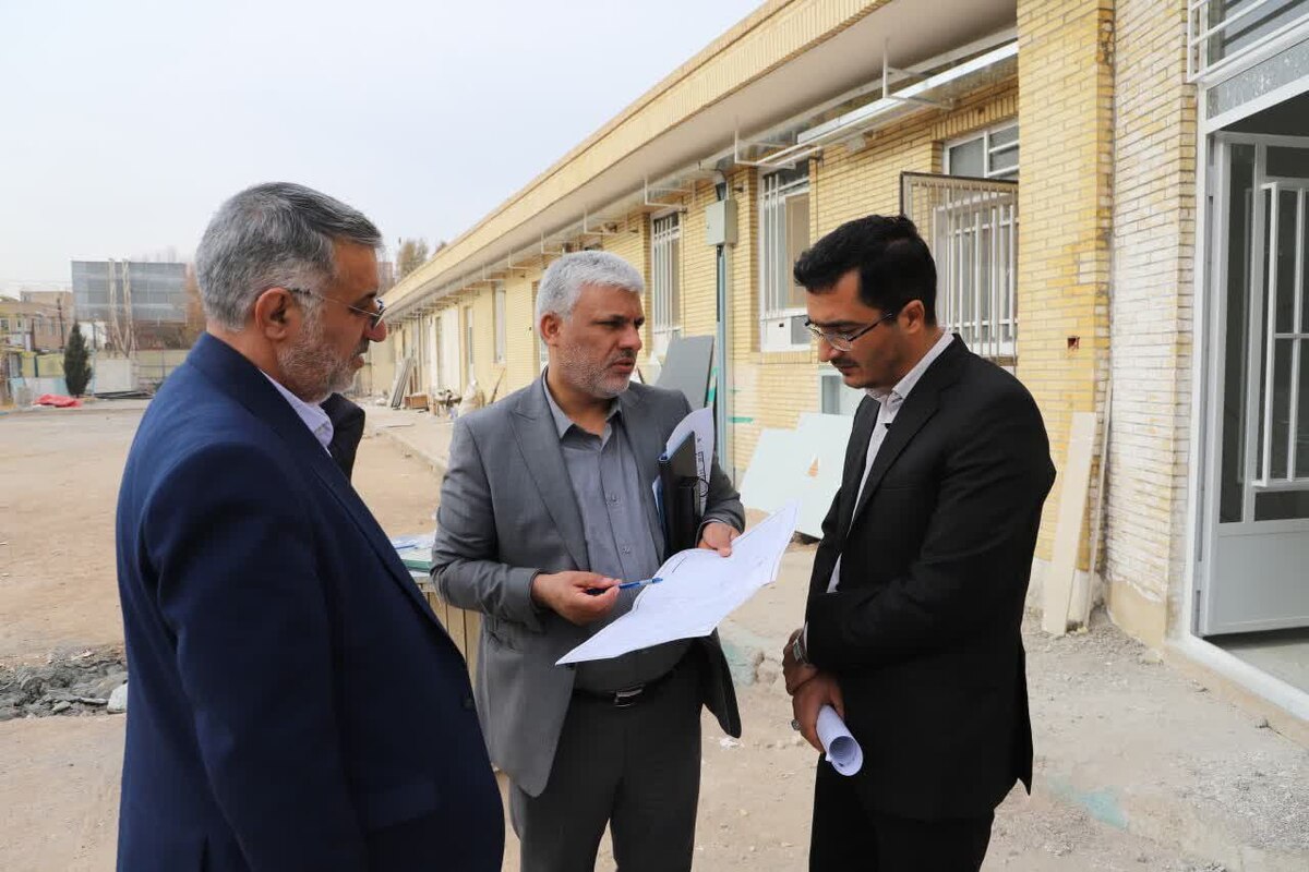 رئیس‌کل دادگستری استان یزد از مجتمع قضایی جدید مرکز استان بازدید کرد