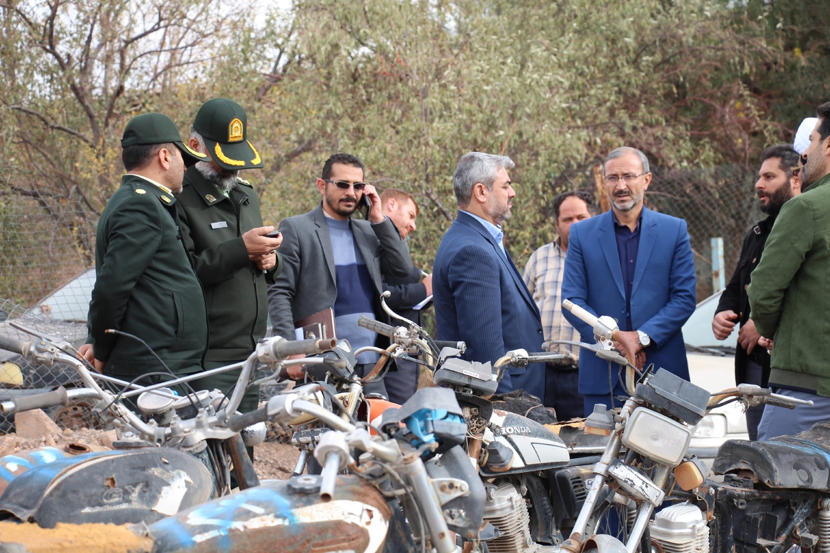 رئیس کل دادگستری سمنان: حراج ۹۲۸ دستگاه وسیله نقلیه موجود در توقف‌گاه‌های مهدیشهر سریعاً انجام شود