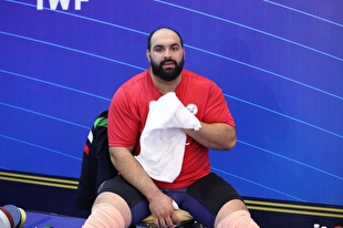 جام جهانی وزنه‌برداری| شریفی به سهمیه المپیک نرسید
